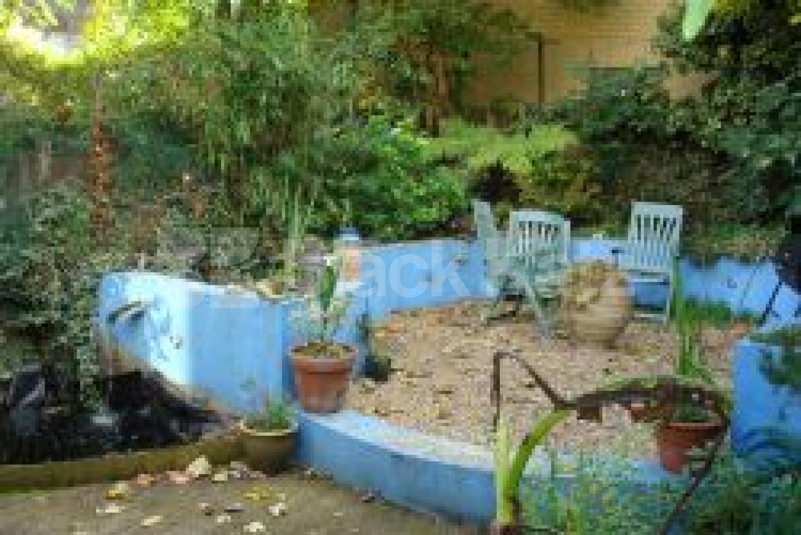 			New Instrction, 2 Bedroom, 1 bath, 1 reception Flat			 Axminster Road, Holloway Road